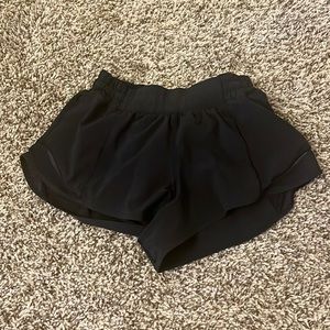 lululemon hotty hot shorts
